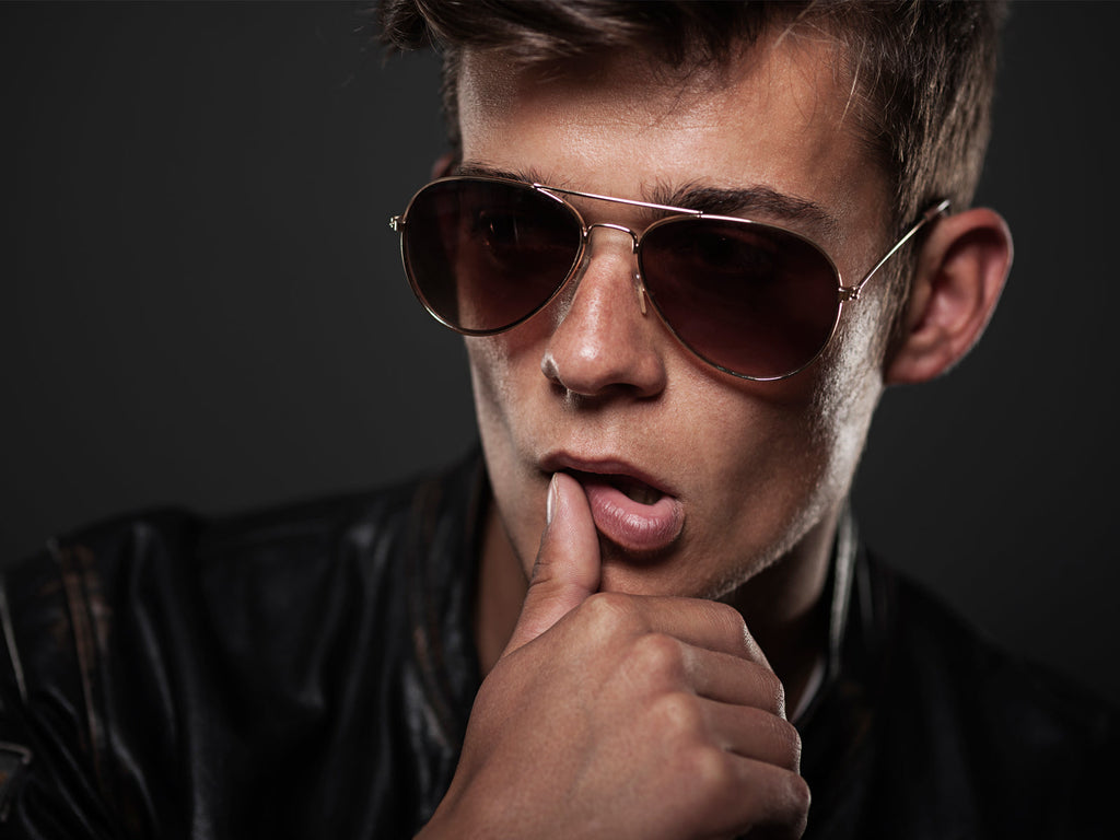 Do Aviator Sunglasses Look Good on Everyone? The Ultimate Guide